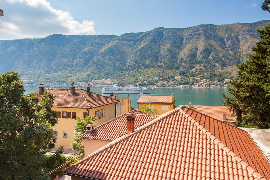 Apartments & Rooms Jelka Kotor Exteriör bild
